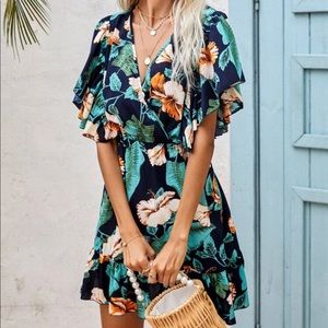 Women’s dress. SHEIN. Size XS. floral.